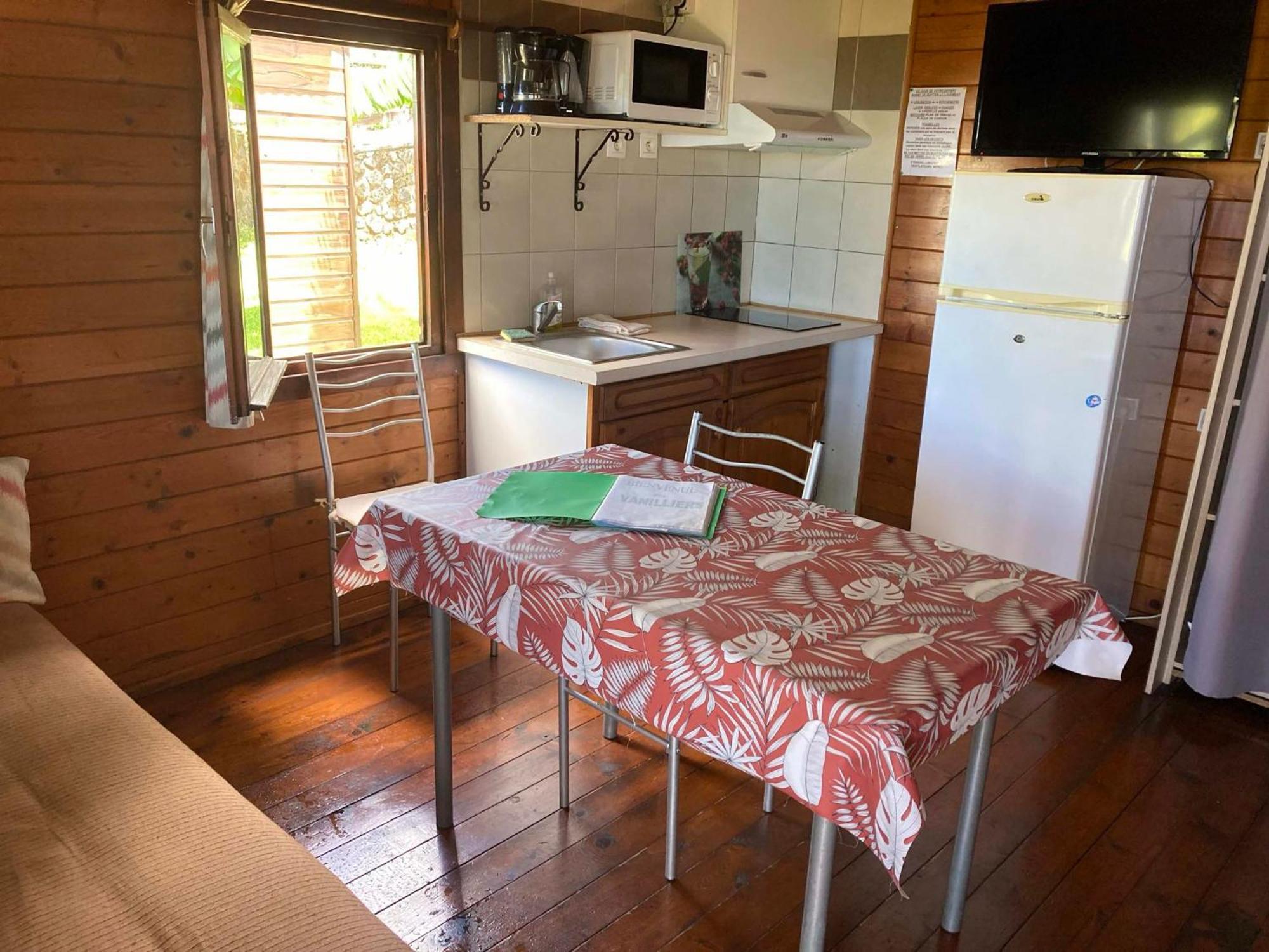 Les Bungalows Les Vanilliers, Sud Sauvage Avec Piscine Saint-Joseph Exterior foto